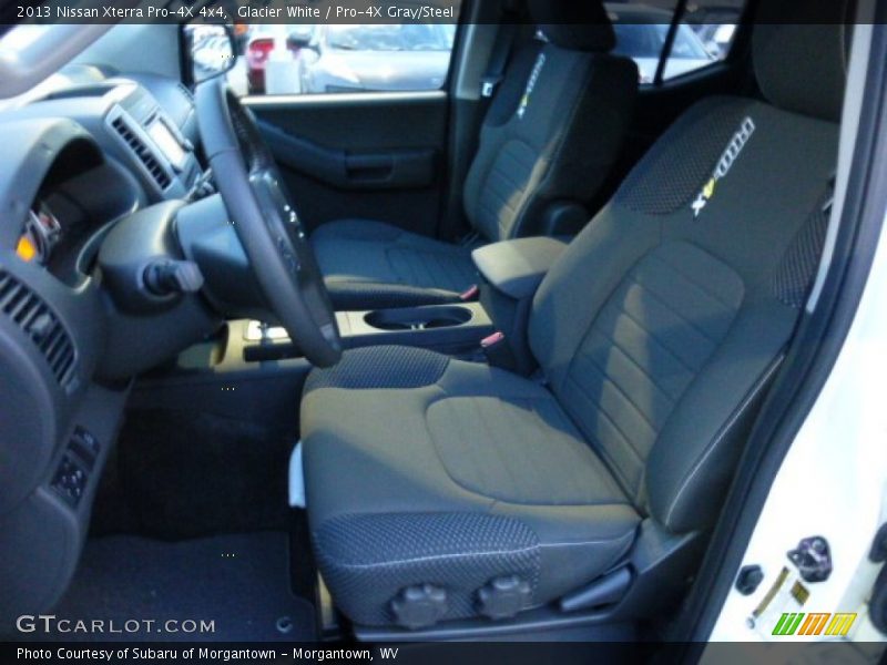 Glacier White / Pro-4X Gray/Steel 2013 Nissan Xterra Pro-4X 4x4