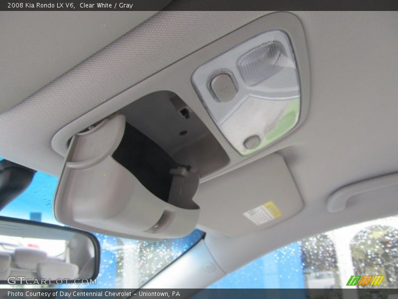 Clear White / Gray 2008 Kia Rondo LX V6
