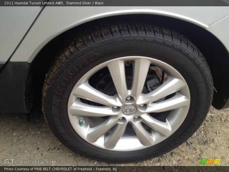 Diamond Silver / Black 2011 Hyundai Tucson Limited AWD