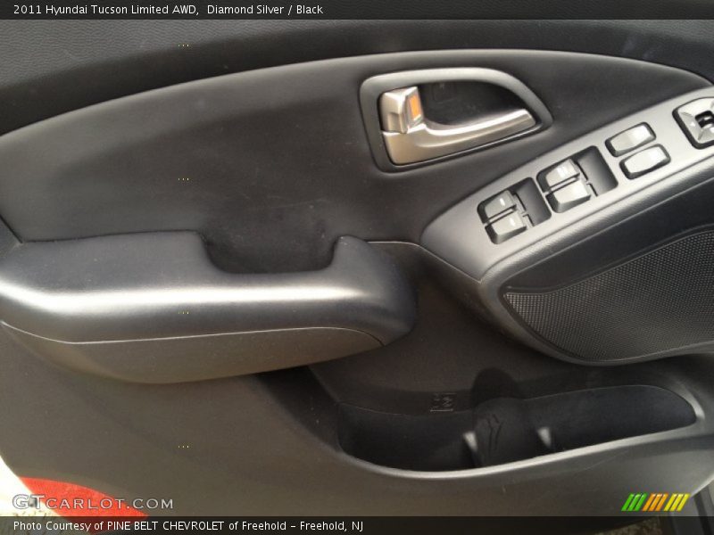 Diamond Silver / Black 2011 Hyundai Tucson Limited AWD