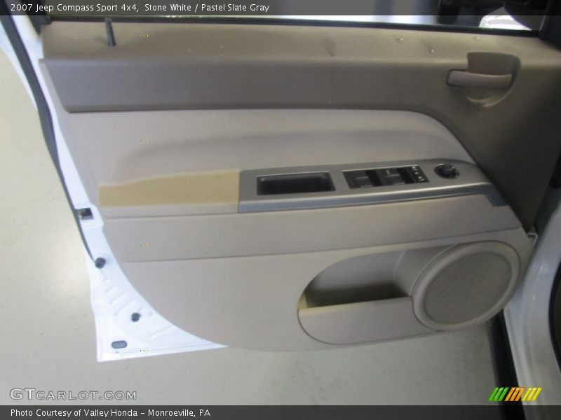 Stone White / Pastel Slate Gray 2007 Jeep Compass Sport 4x4