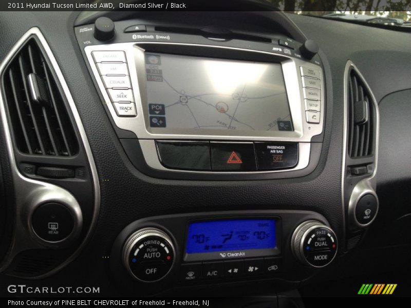 Diamond Silver / Black 2011 Hyundai Tucson Limited AWD
