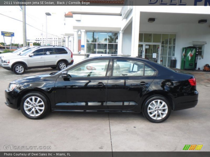 Black / Cornsilk Beige 2011 Volkswagen Jetta SE Sedan