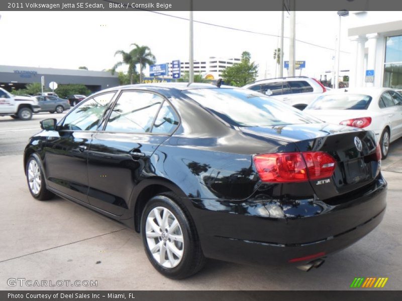 Black / Cornsilk Beige 2011 Volkswagen Jetta SE Sedan