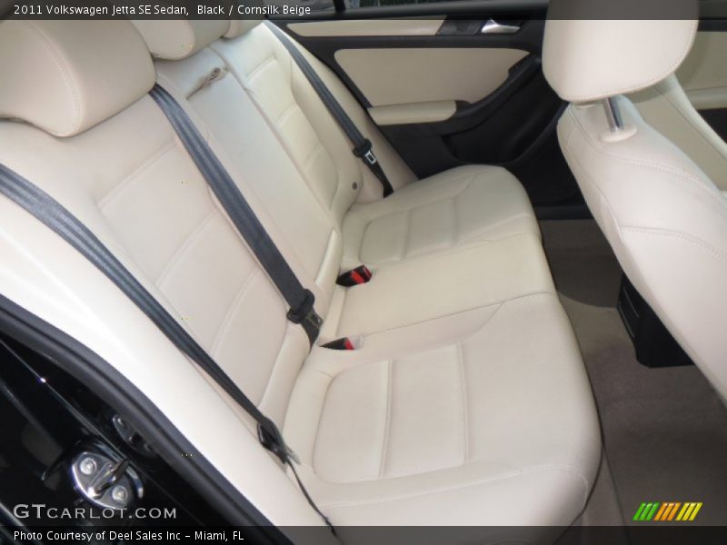Black / Cornsilk Beige 2011 Volkswagen Jetta SE Sedan