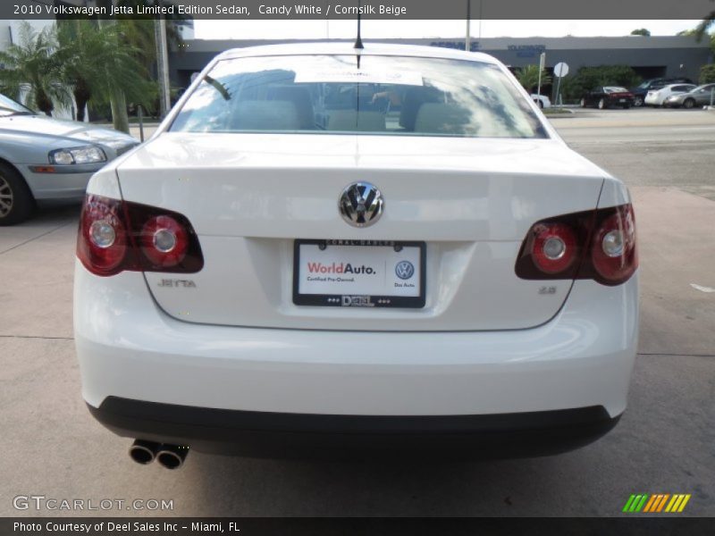 Candy White / Cornsilk Beige 2010 Volkswagen Jetta Limited Edition Sedan