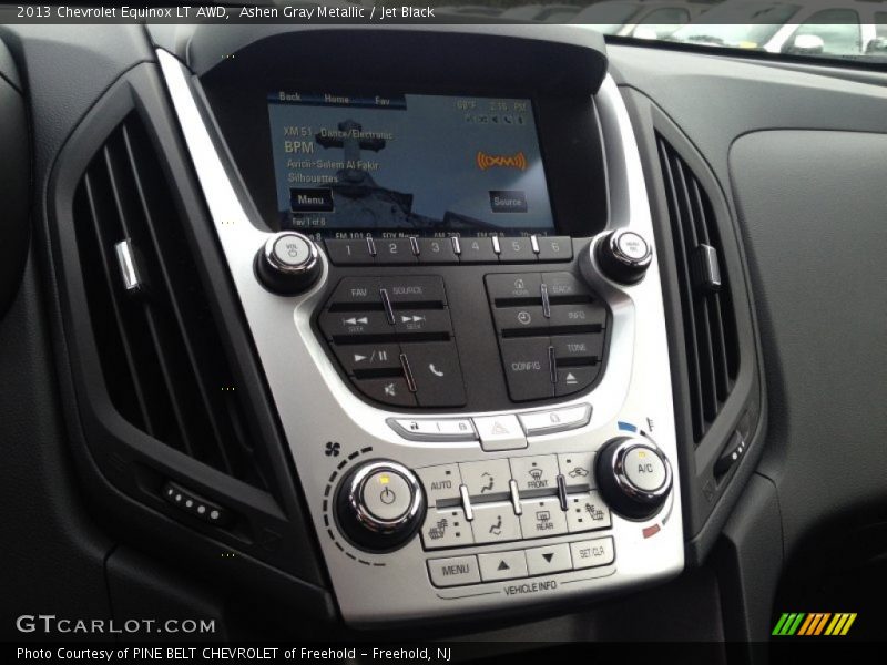 Ashen Gray Metallic / Jet Black 2013 Chevrolet Equinox LT AWD