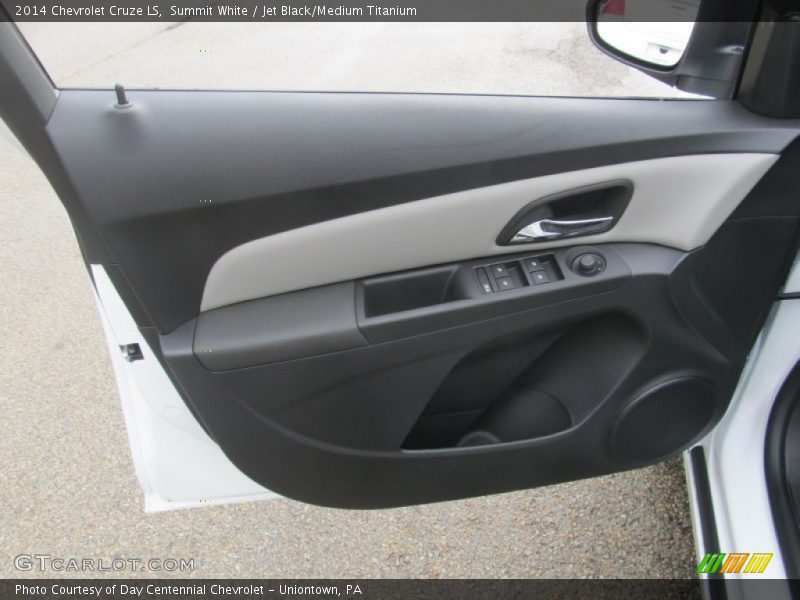 Summit White / Jet Black/Medium Titanium 2014 Chevrolet Cruze LS