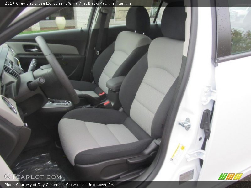 Summit White / Jet Black/Medium Titanium 2014 Chevrolet Cruze LS