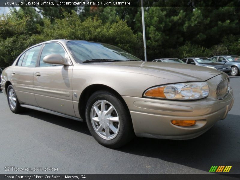 Front 3/4 View of 2004 LeSabre Limited