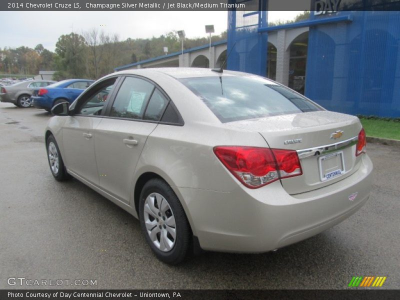 Champagne Silver Metallic / Jet Black/Medium Titanium 2014 Chevrolet Cruze LS
