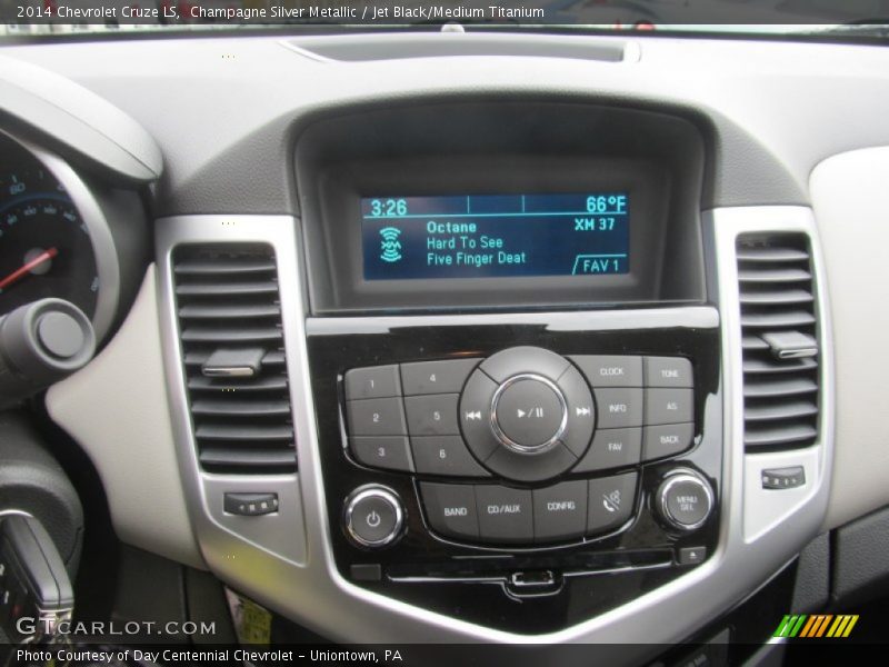 Champagne Silver Metallic / Jet Black/Medium Titanium 2014 Chevrolet Cruze LS