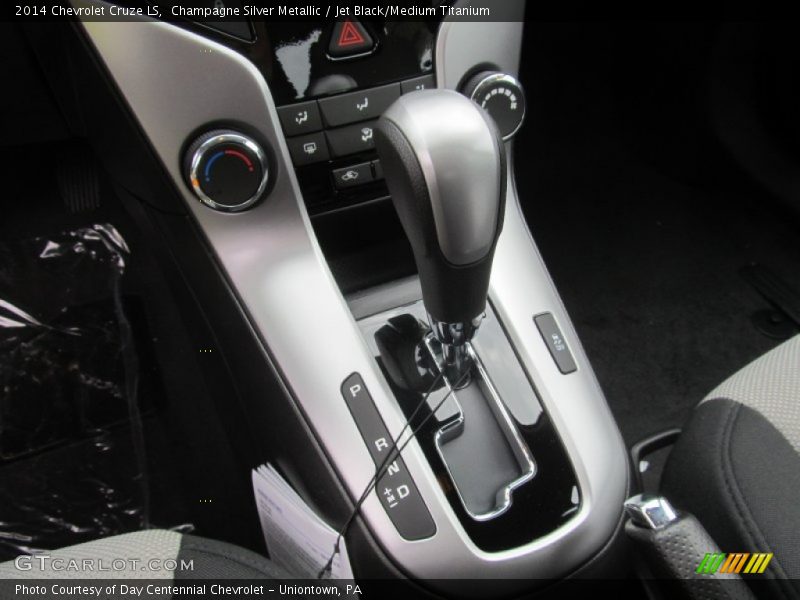 Champagne Silver Metallic / Jet Black/Medium Titanium 2014 Chevrolet Cruze LS