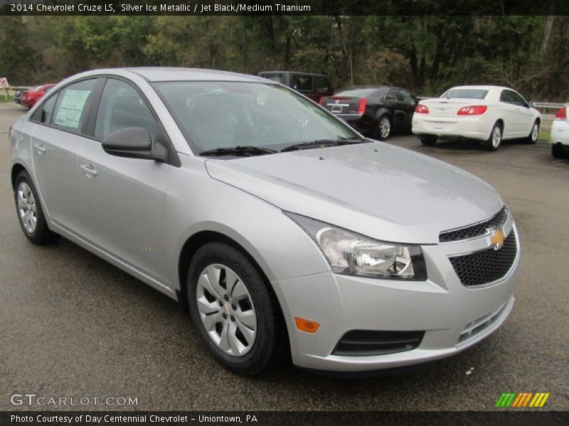 Silver Ice Metallic / Jet Black/Medium Titanium 2014 Chevrolet Cruze LS