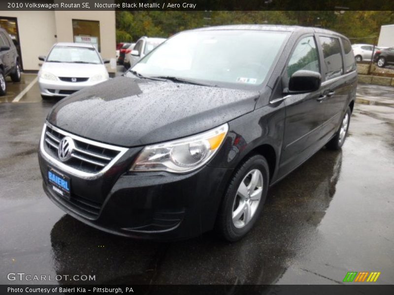 Nocturne Black Metallic / Aero Gray 2010 Volkswagen Routan SE