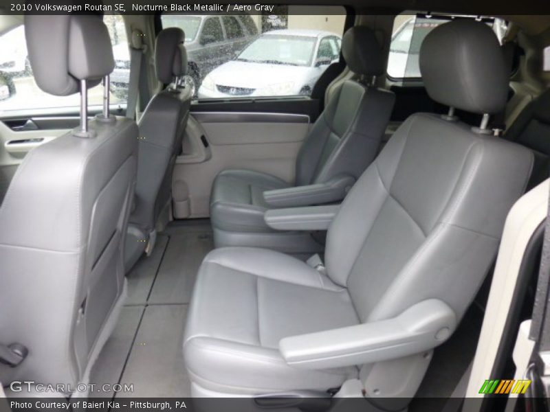 Nocturne Black Metallic / Aero Gray 2010 Volkswagen Routan SE
