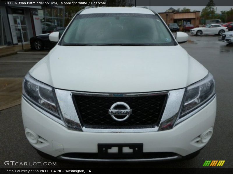 Moonlight White / Charcoal 2013 Nissan Pathfinder SV 4x4
