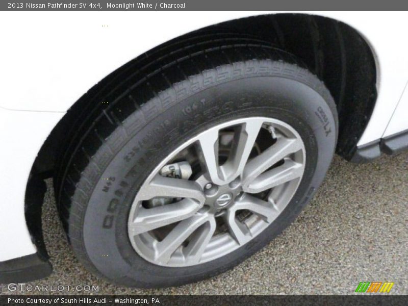 Moonlight White / Charcoal 2013 Nissan Pathfinder SV 4x4