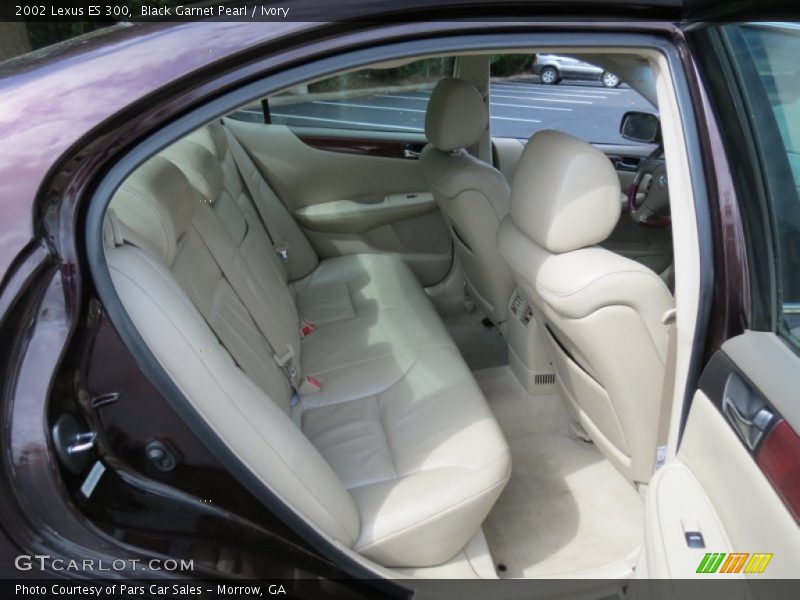 Black Garnet Pearl / Ivory 2002 Lexus ES 300