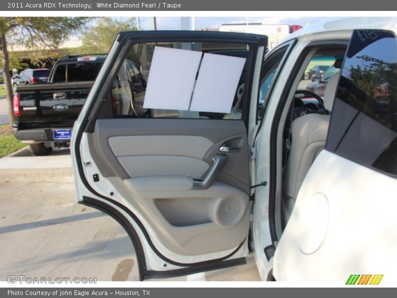 White Diamond Pearl / Taupe 2011 Acura RDX Technology