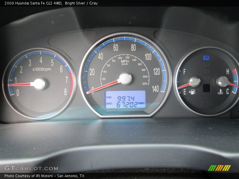 Bright Silver / Gray 2009 Hyundai Santa Fe GLS 4WD