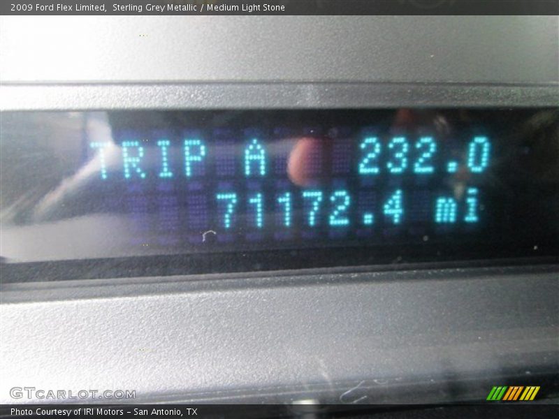 Sterling Grey Metallic / Medium Light Stone 2009 Ford Flex Limited