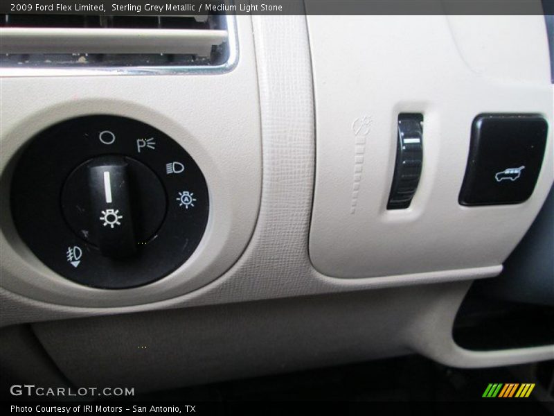Sterling Grey Metallic / Medium Light Stone 2009 Ford Flex Limited