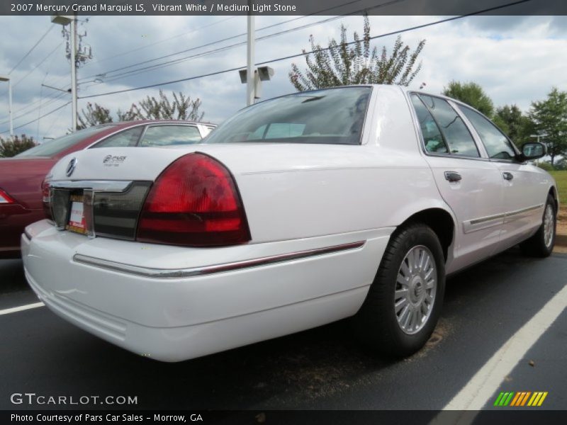 Vibrant White / Medium Light Stone 2007 Mercury Grand Marquis LS