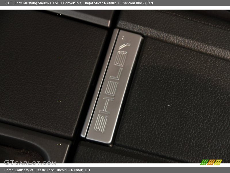  2012 Mustang Shelby GT500 Convertible Logo