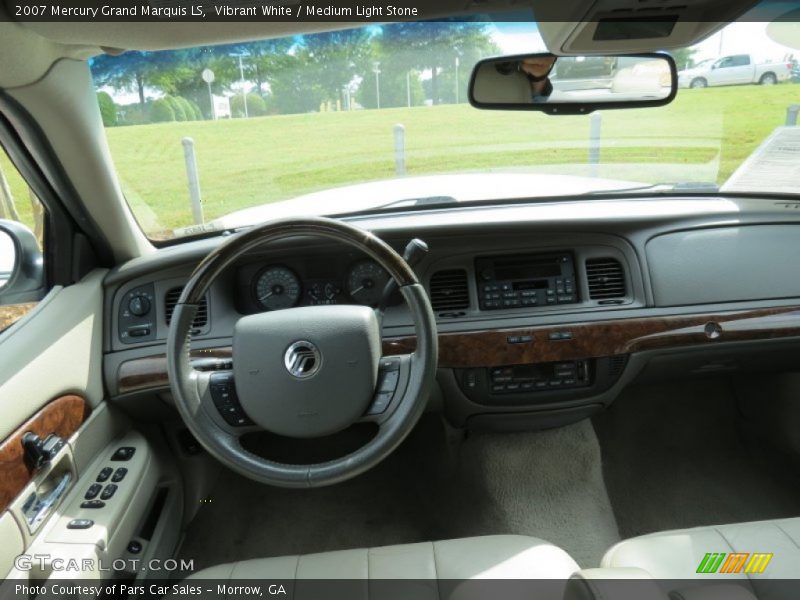 Vibrant White / Medium Light Stone 2007 Mercury Grand Marquis LS