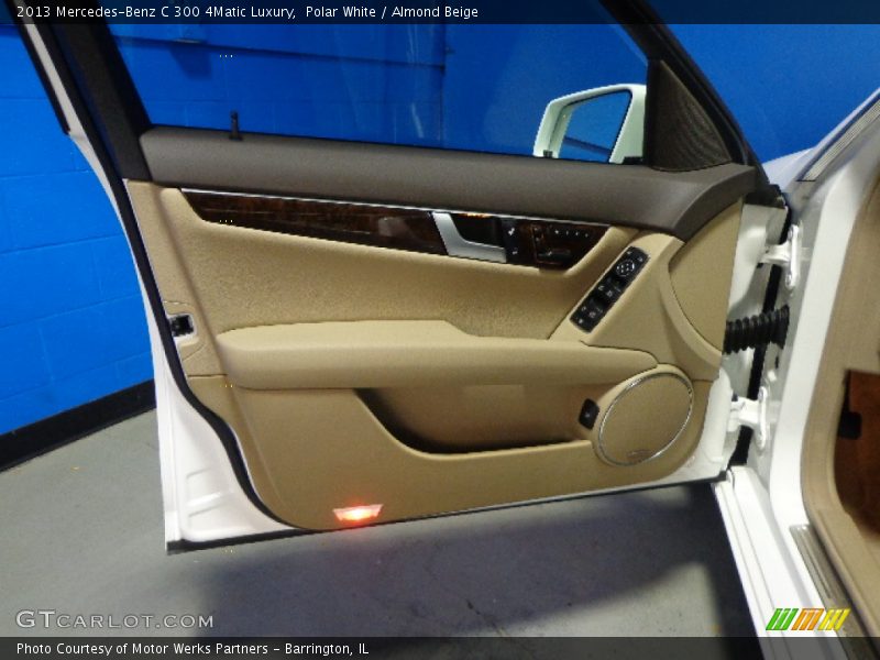 Polar White / Almond Beige 2013 Mercedes-Benz C 300 4Matic Luxury