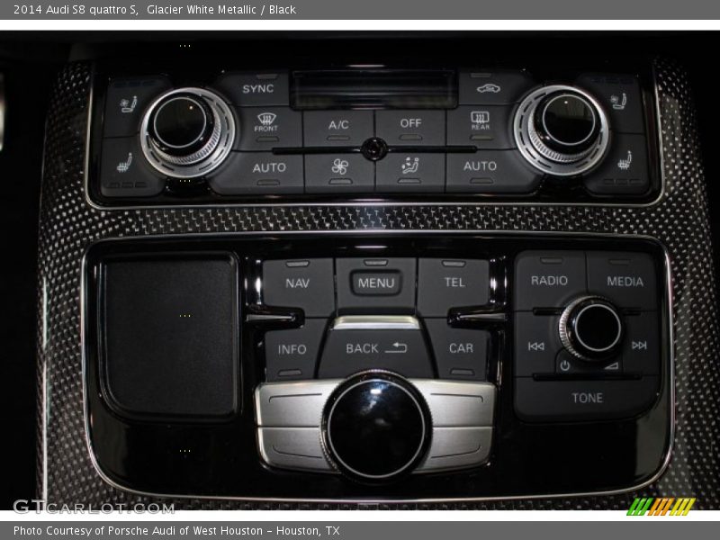 Glacier White Metallic / Black 2014 Audi S8 quattro S