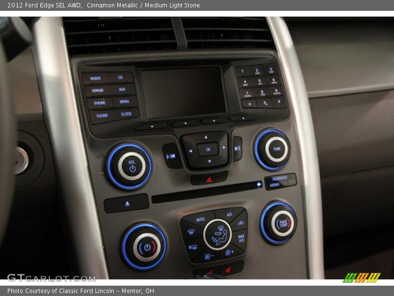 Controls of 2012 Edge SEL AWD