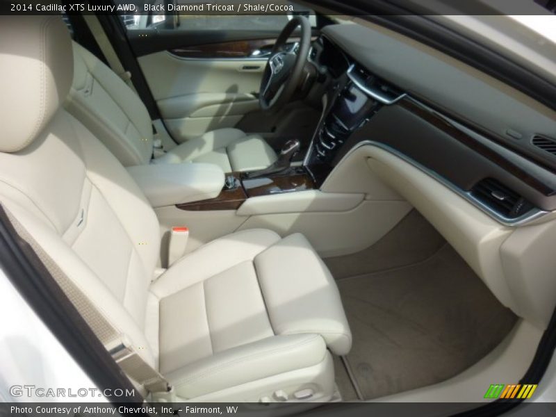 Black Diamond Tricoat / Shale/Cocoa 2014 Cadillac XTS Luxury AWD