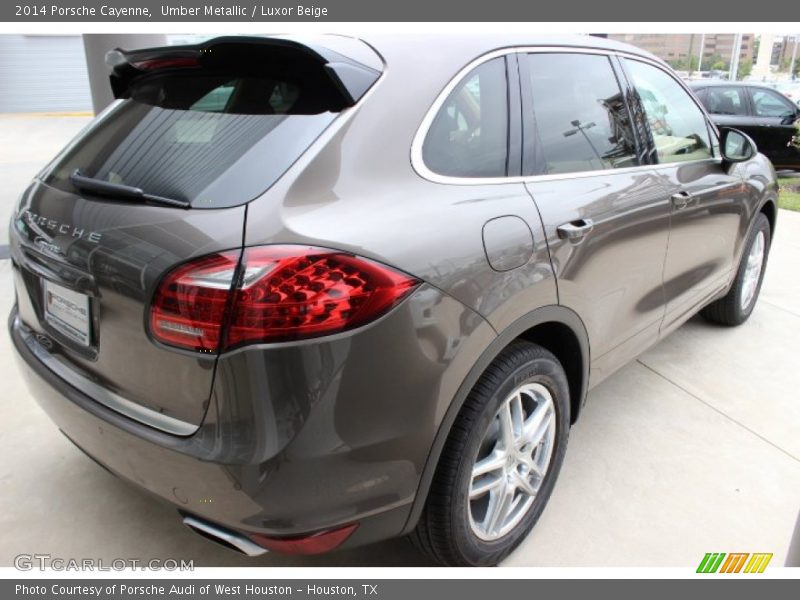 Umber Metallic / Luxor Beige 2014 Porsche Cayenne