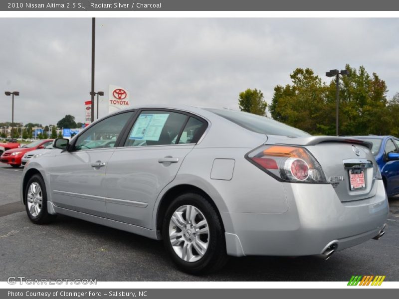 Radiant Silver / Charcoal 2010 Nissan Altima 2.5 SL