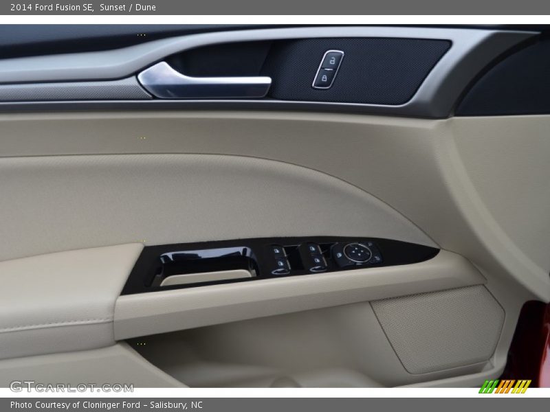 Sunset / Dune 2014 Ford Fusion SE