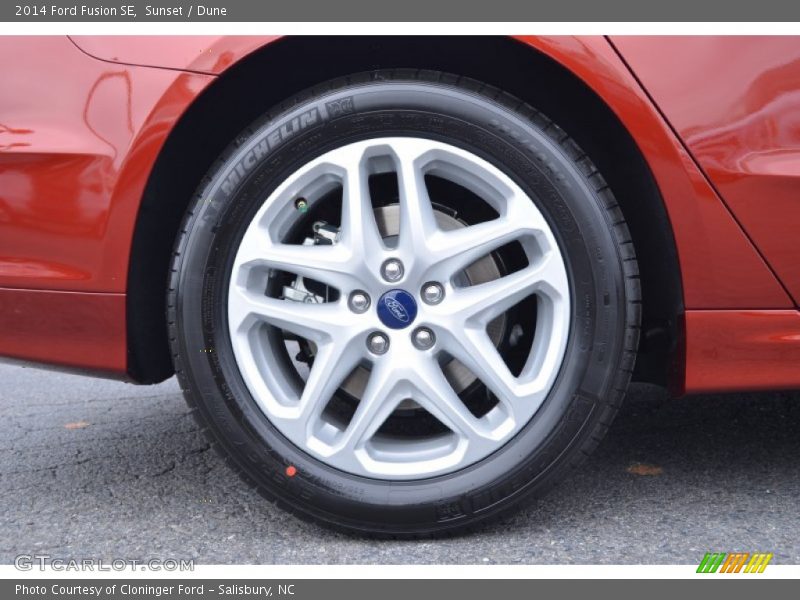 Sunset / Dune 2014 Ford Fusion SE