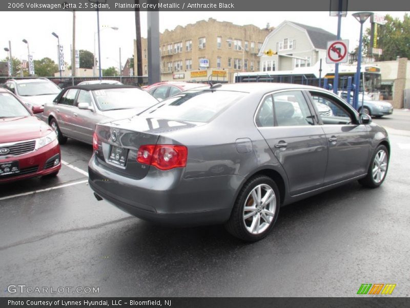 Platinum Grey Metallic / Anthracite Black 2006 Volkswagen Jetta 2.5 Sedan
