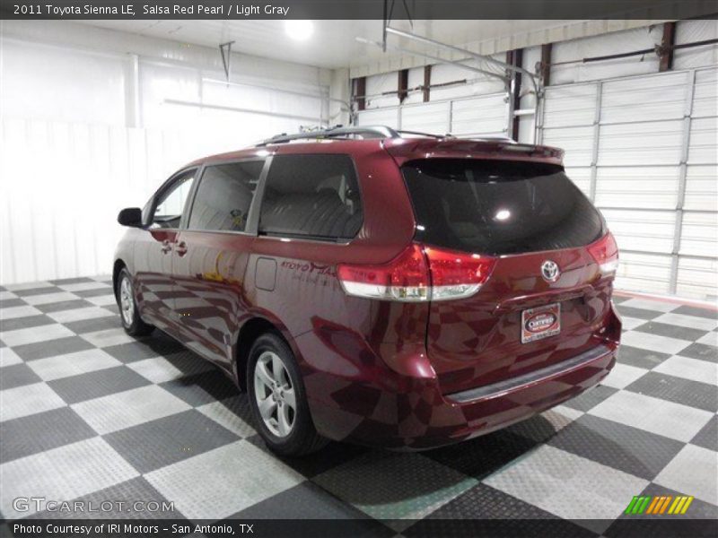 Salsa Red Pearl / Light Gray 2011 Toyota Sienna LE
