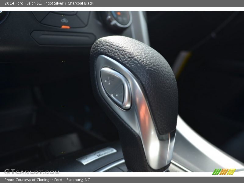 Ingot Silver / Charcoal Black 2014 Ford Fusion SE