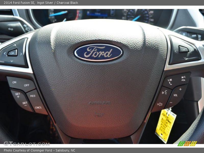 Ingot Silver / Charcoal Black 2014 Ford Fusion SE