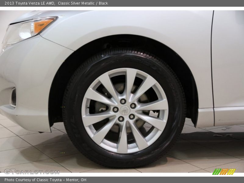 Classic Silver Metallic / Black 2013 Toyota Venza LE AWD