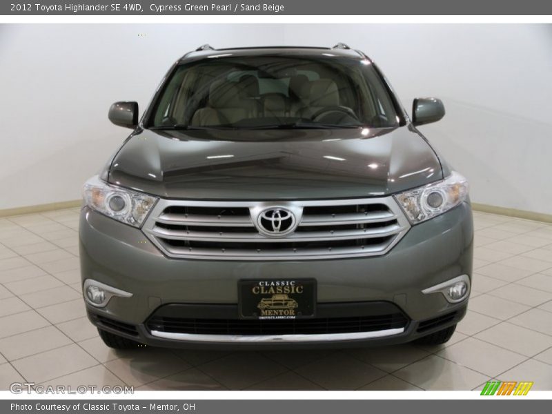 Cypress Green Pearl / Sand Beige 2012 Toyota Highlander SE 4WD