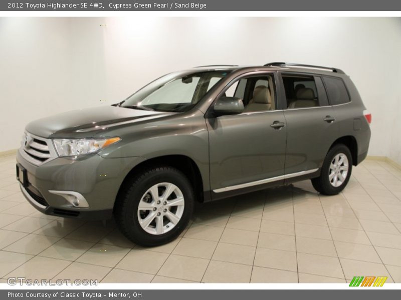 Front 3/4 View of 2012 Highlander SE 4WD