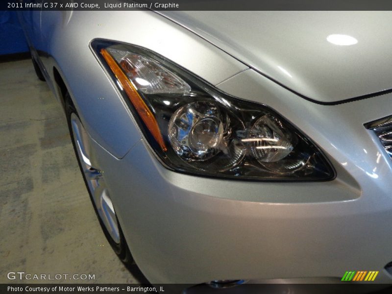 Liquid Platinum / Graphite 2011 Infiniti G 37 x AWD Coupe