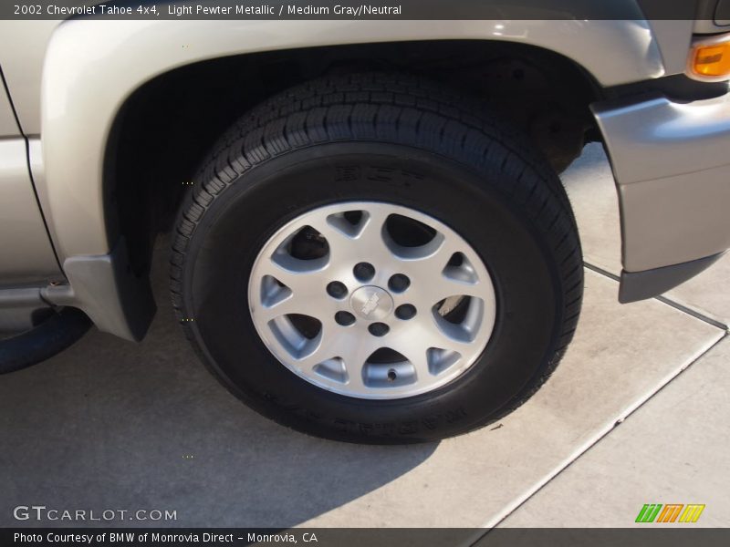 Light Pewter Metallic / Medium Gray/Neutral 2002 Chevrolet Tahoe 4x4
