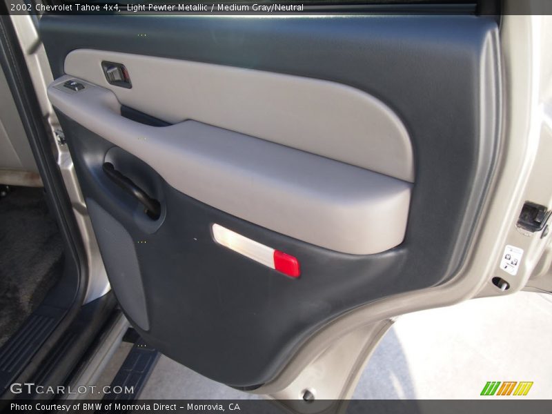 Light Pewter Metallic / Medium Gray/Neutral 2002 Chevrolet Tahoe 4x4