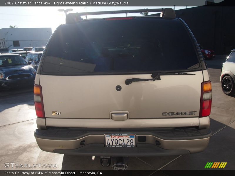 Light Pewter Metallic / Medium Gray/Neutral 2002 Chevrolet Tahoe 4x4