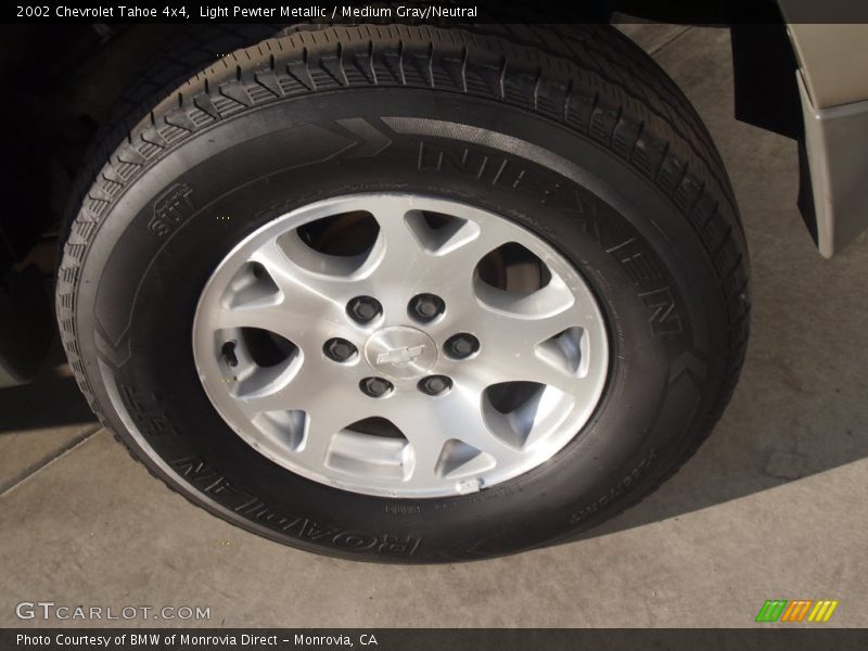 Light Pewter Metallic / Medium Gray/Neutral 2002 Chevrolet Tahoe 4x4